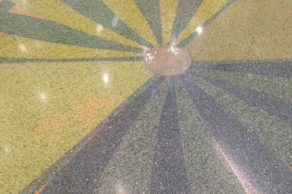 Наливні підлоги для ресторанів Київ